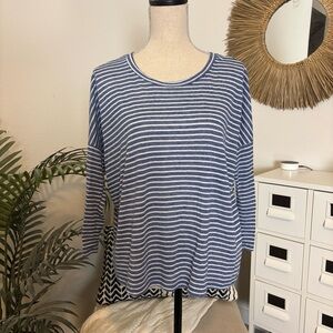 🪴$5/25🪴 old navy blue & white striped quarter sleeve flowy top shirt small